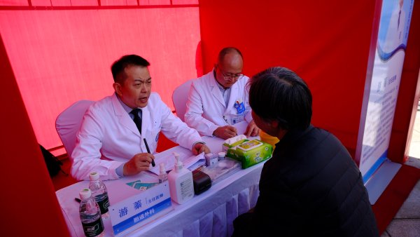 易速宝 2025年“三下乡”活动在四川凉山州举行